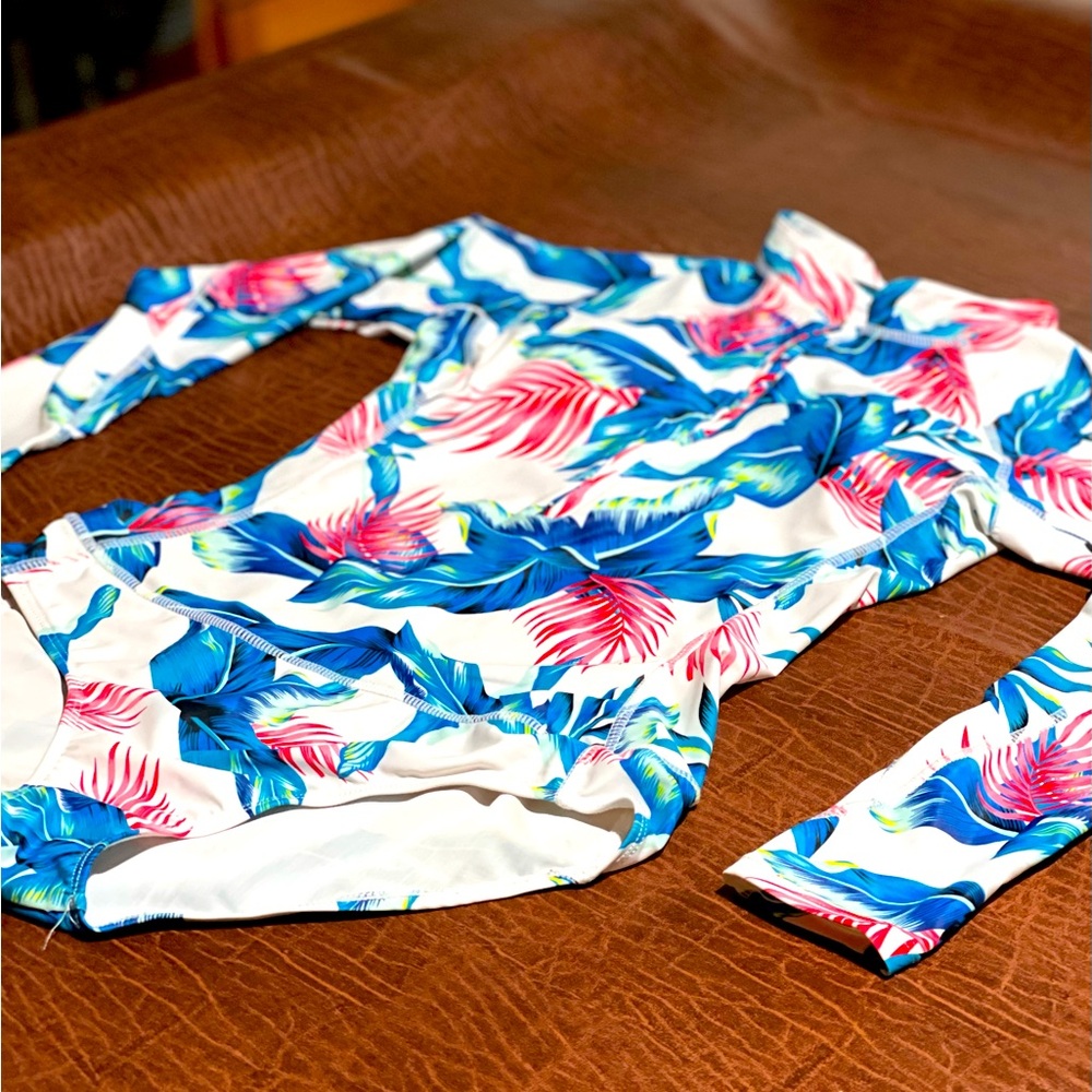 Long Sleeve Paddle Swimsuit/ Swim
Rash Guard
